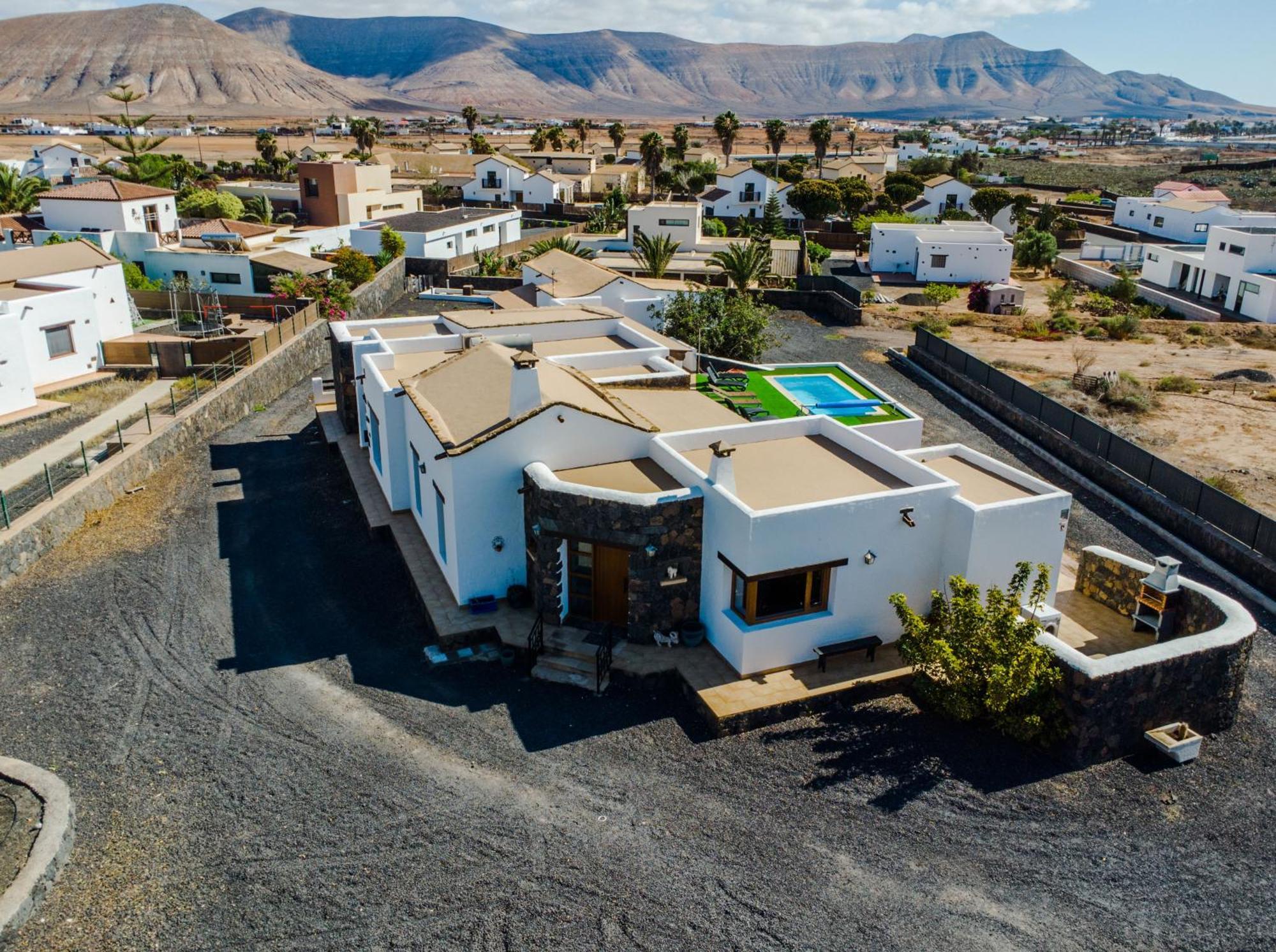 Villa Volcan2 Rural Private Pool La Oliva By Holidays Home מראה חיצוני תמונה